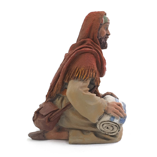 588-Figuras-de-Belén-Montserrat-Ribes-pastor-adorando-con-manta2-17cm